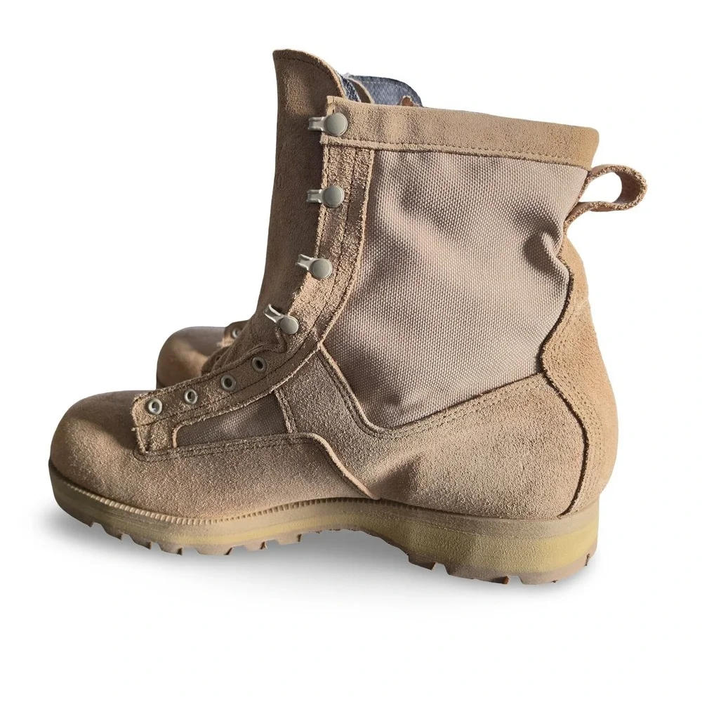 NWT Wellco Army Combat Boot Temperate Weather Vibram Suede‎ Tan Mens Size 15.5 R